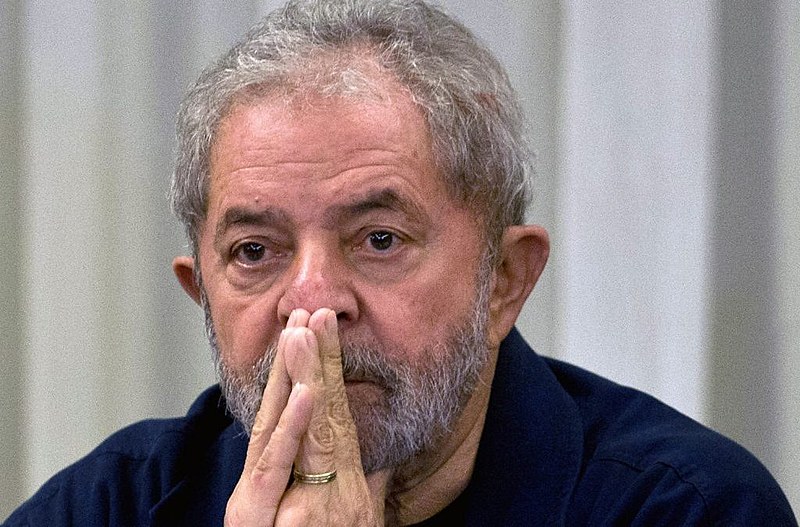 Ex-presidente Lula é cabeça da chapa presidencial liderada pelo PT, que se aliou ao PCdoB na corrida