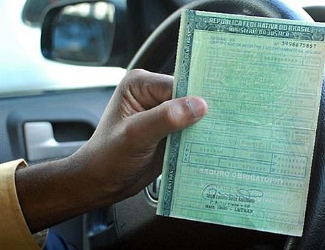 Carros com placas terminadas em 1 e 2 podem, ter imposto pago a partir do dia sete de fevereiro
