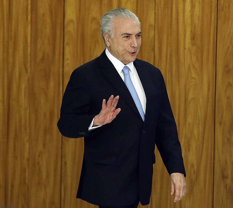 "Os fascistas usam a liberdade de defender suas ideias para exterminar a ideia de liberdade"