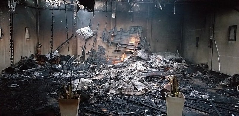 Incêndio destruiu grande parte da estrutura da casa.