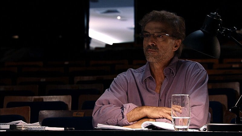 Carlos Alberto Riccelli como Telmo em cena do filme "Trago Comigo"