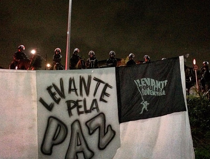 Sarau pela paz é impedido pela Polícia Militar no Ceará