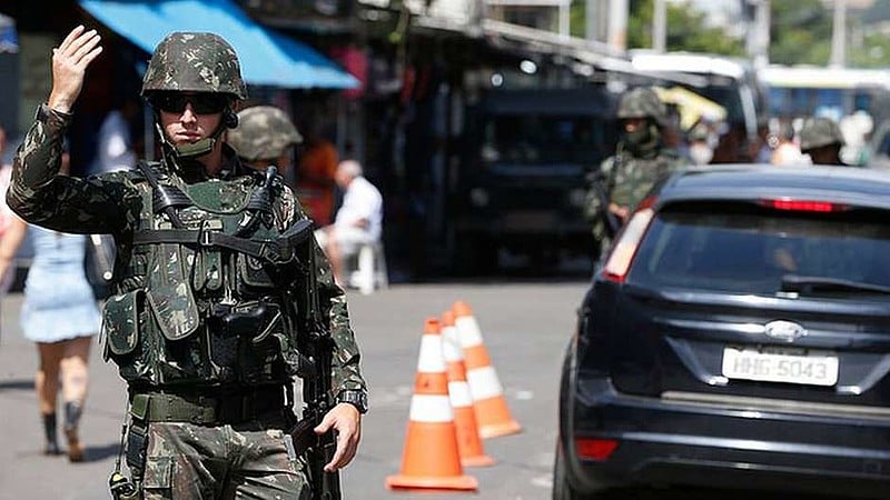 Tiroteios saltaram de 3.477 nos seis meses anteriores da intervenção para 4.850 nos seis meses pós-intervenção