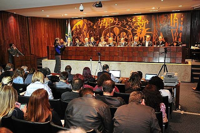 Em consenso, a audiência apontou que a maior parte das medidas propostas pelo governador comprometem a autonomia universitária