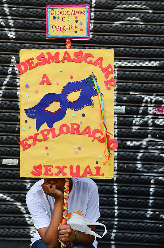 Para denunciar abusos, basta ligar para o Disque 100