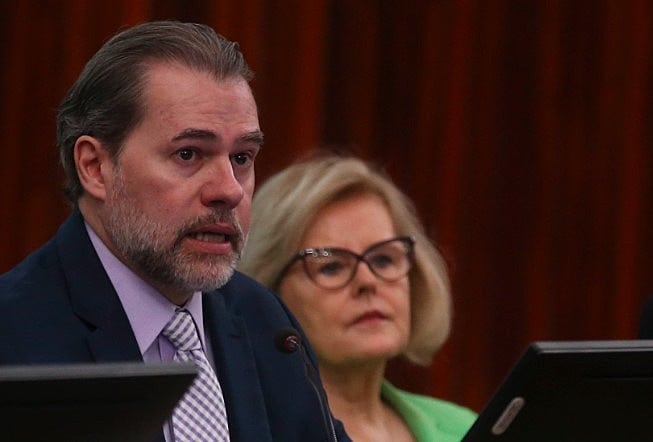 Após expectativa em torno do voto de Rosa Weber, atenção se volta para a posição do presidente da Corte, que pode superar possível empate