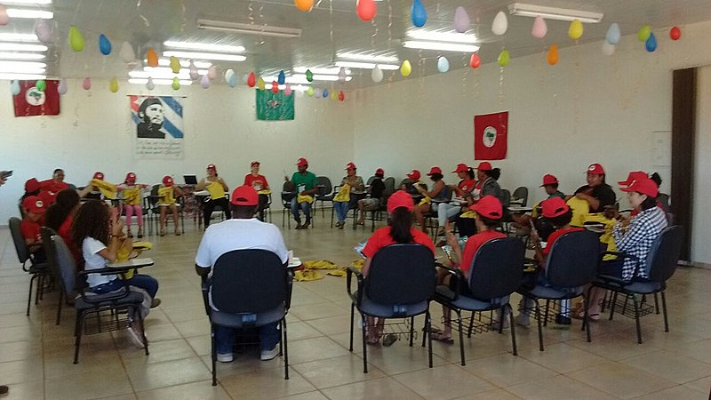 Programação de lançamento do I Encontro Nacional dos Sem-terrinha começou nesta quarta (6), na sede do Sinpro-DF