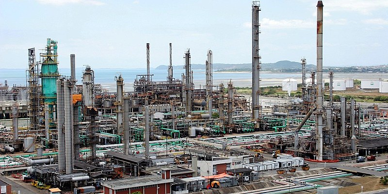 O modelo de privatização adotado para a Petrobras se assemelha ao que ocorreu no setor elétrico brasileiro na década de 1990