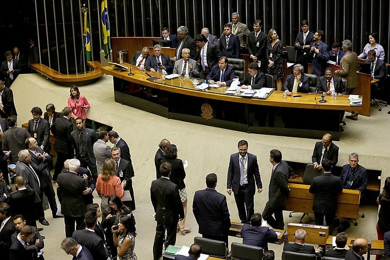 Plenário da Câmara dos Deputados durante sessão para votação da intervenção federal no Rio de Janeiro