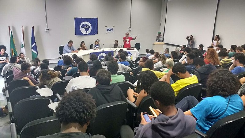Encontro reúne cerca de 150 estudantes secundaristas e universitários na UnB, em Brasília