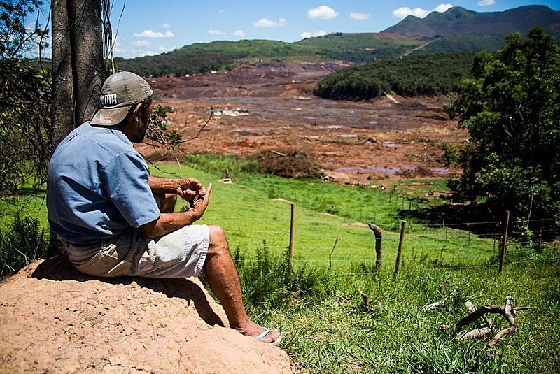 Há trinta dias moradores sofrem com o descaso e falta de informações