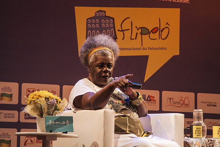 ”A literatura é o lugar para expurgar a dor do racismo”, afirma Conceição Evaristo