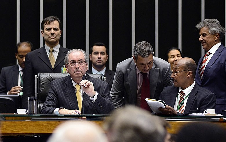 Com parlamentarismo, Brasil seria governado pelo mesmo Congresso que elegeu Eduardo Cunha