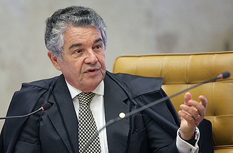 Marco Aurélio Mello foi o único entre os ministros a votar a favor da transferência do ex-presidente para São Paulo