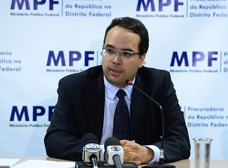 José Alfredo Silva reprova a politização e a espetacularização do Poder Judiciário