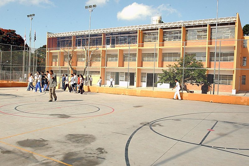 Escola Municipal Analia Franco Bastos, no bairro do Catumbi, é um dos colégios que receberá eleitores bolivianos em São Paulo