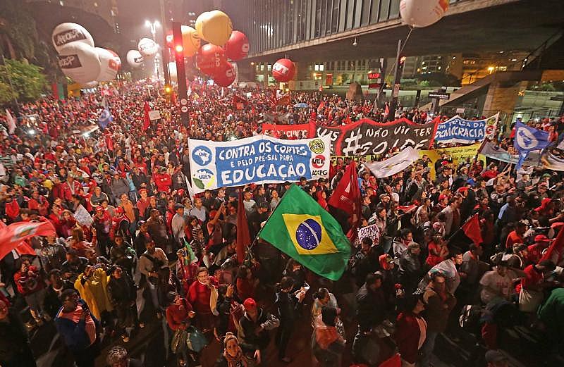 Além de atos no país, já estão confirmados algumas manifestações internacionais como em Barcelona, na Espanha; Munique, na Alemanha; Montevideu, no Uruguai e Londres, a capital inglesa.