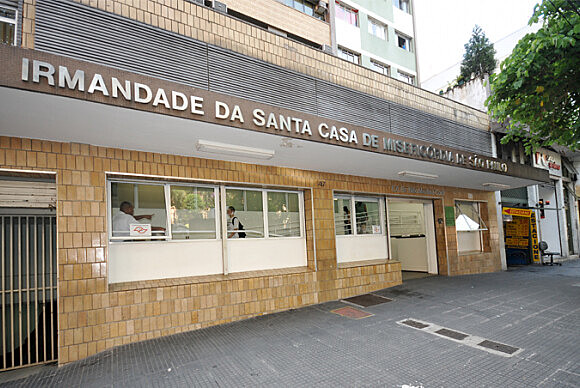 A instituição, que é centro de referência hospitalar no estado, suspemdeu as cirurgias eletivas e manteve os atendimentos emergenciais e de pacientes que já estão internados
