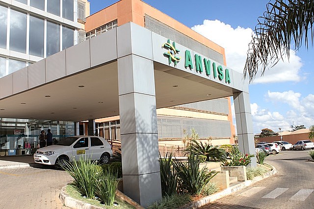 Directores de ANVISA aprobaron la reglamentación por unanimidad, este martes (3)