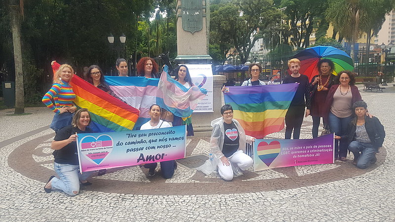 As “Mães pela Diversidade” do Paraná, organização não governamental, acompanhou o julgamento na Boca Maldita