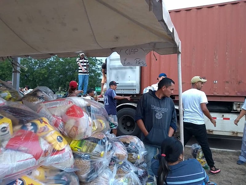 Governo Maduro organiza campanha de distribuição de alimentos em cidades fronteiriças à Colômbia