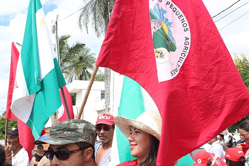 Ato em Ouricuri foi protagonizado pelas mulheres e reuniu movimentos populares da região do Araripe.