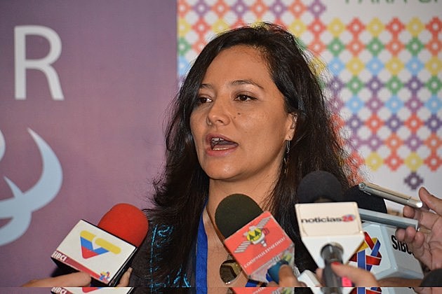 Segundo Monica Bruckmann, o mundo está passando por um projeto de reestruturação que tem impacto muito grande para a América Latina