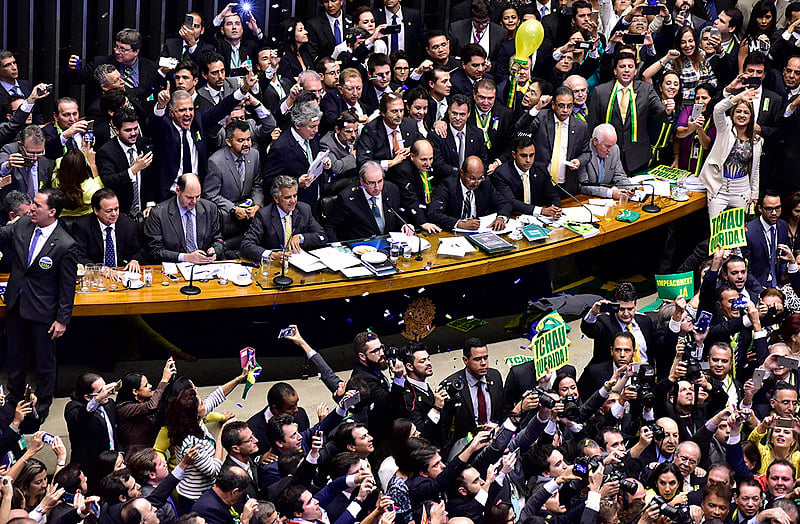 Presidente interino da Câmara dos Deputados, Waldir Maranhão (PP-MA), acatou pedido da AGU para anulação do processo de impeachment