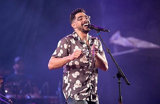 Cantor Gabriel Diniz morreu na tarde desta segunda (27) em acidente de avião; velório e sepultamento acontecem em JP.