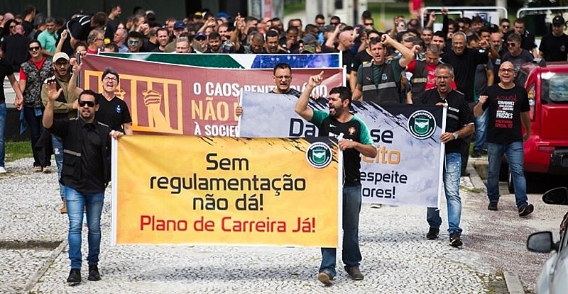 Categoria fará paralisação no dia 29 de abril.