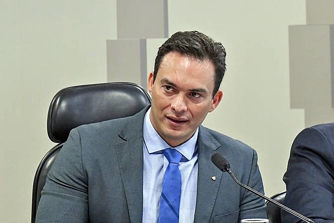 Senador Styvenson Valentim (PODE) foi um dos parlamentares potiguares que votaram a favor da Reforma