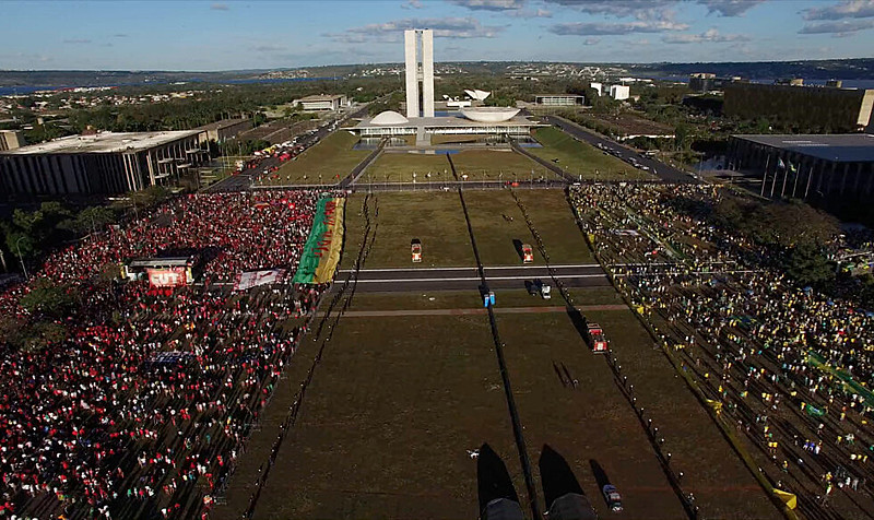 Lançado mundialmente em 19 de junho, o documentário emocionou diversos espectadores e gerou revolta de apoiadores do presidente Bolsonaro