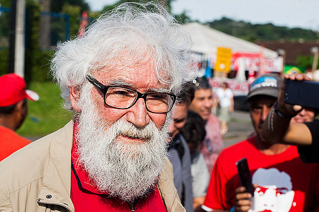 "Usan a Lula como trofeo, para sustentar las mentiras que contaron”, dice Boff