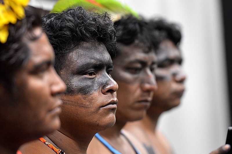 Índios durante reunião da CPI da Funai e do Incra que aconteceu em 2015