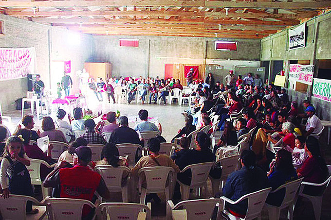 Moradores estão preocupados com impacto sanitário, econômico e ambiental da extração de minerais pesados no município