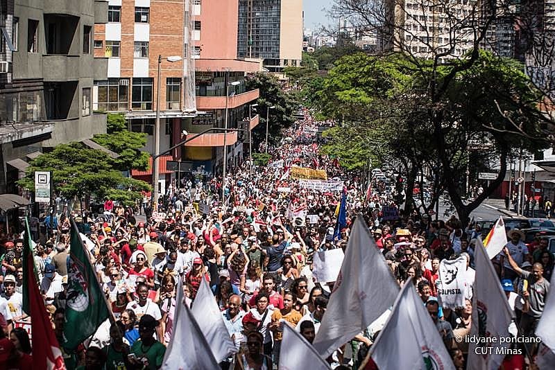 Com o mote "nenhum direito a menos", em todos os estados ocorrerão manifestações