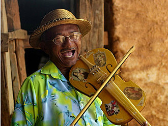 Mestre Salu foi um dos precursores do Mangue-beat e manifestações musicais e culturais do estado