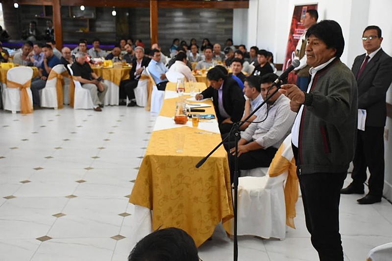 Segundo Morales, o golpe é organizado por comitês sediados em La Paz, Cochabamba e Santa Cruz