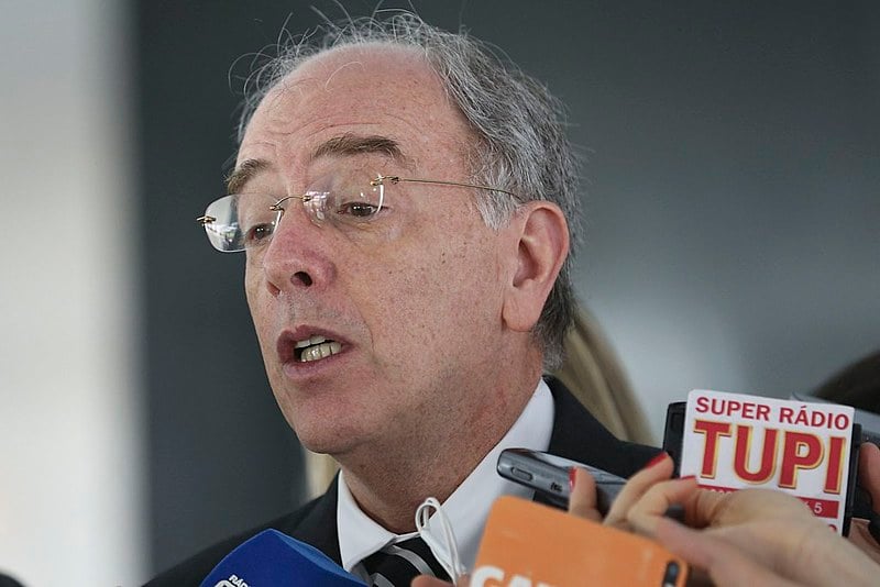 "Não podemos aceitar que Pedro Parente continue à frente da Petrobras"