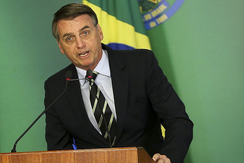 Prêmio Nobel diz que Brasil merece presidente melhor