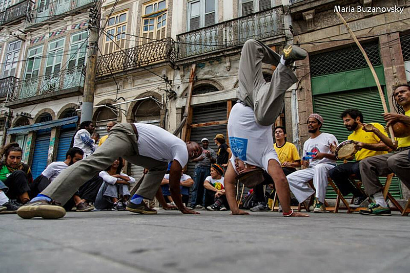 Projeto O Porto Importa - Roda do Cais do Valongo em  julho de 2014, ocorrida excepcionalmente no Largo São Francisco da Prainha.