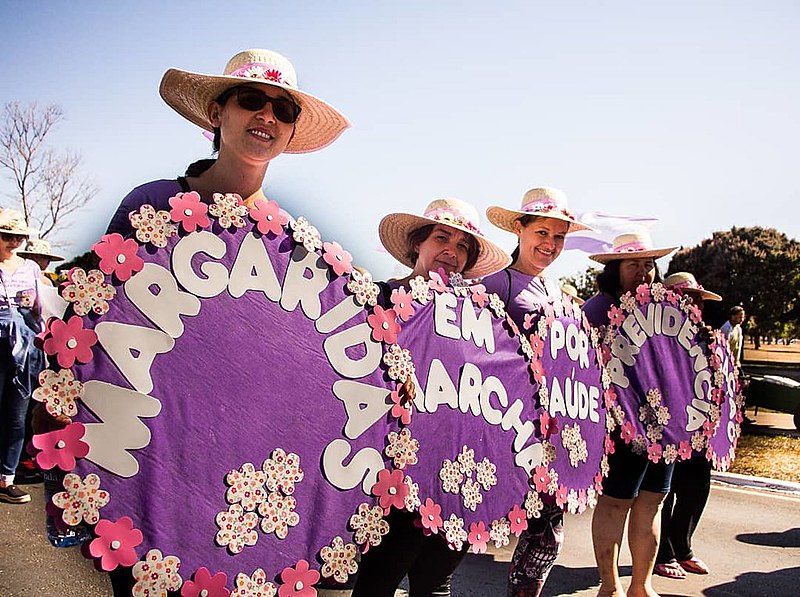 Neste mês de agosto, mais de 100 mil mulheres, vindas do campo, da floresta e das águas, se reuniram em brasília para Marcha das Margaridas