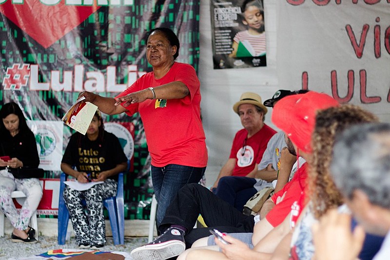 Dona Ana Maria Santos da Cruz lembrou história do povo negro, afirmando que luta quilombola vai resistir ao governo Bolsonaro