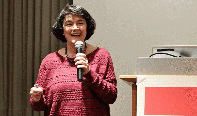 Leda Paulani, doutora em Teoria Econômica, avalia que é importante possuir capacidade interna de refino