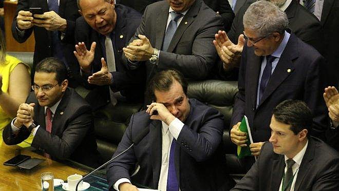 Presidente da Câmara, Rodrigo Maia foi às lágrimas com a aprovação da reforma da Previdência em primeiro turno