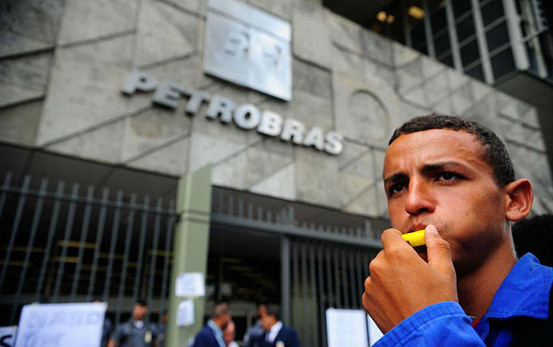 Trabalhadores do setor de petróleo são contra a gestão de Parente na Petrobras: entrega de ativos estratégicos