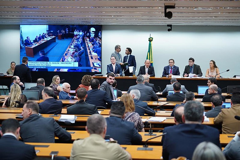 Proposta de reforma da Previdência dos militares está em avaliação numa comissão especial na Câmara dos Deputados
