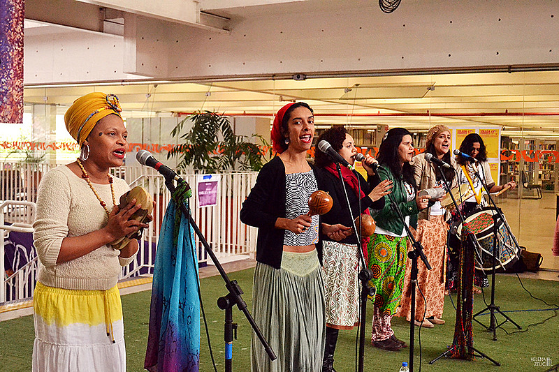 Grupo de Coco Semente Crioula na Virada Feminista de 2015
