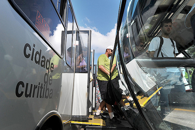 O poder público deve à população a devida transparência: divulgar a planilha de custos do transporte na íntegra e justificada ponto a ponto