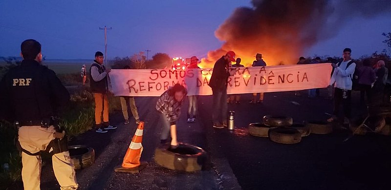 Trancaço em Eldorado do Sul, na Região Metropolitana de Porto Alegre